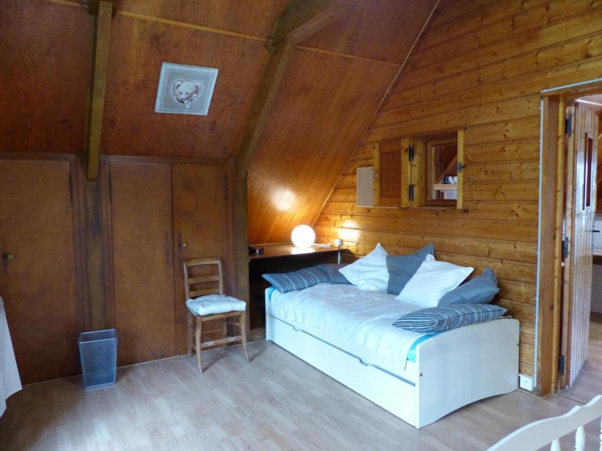 Chalet Familial Pres De Vichy, Terrasse, Animaux Acceptes - Fr-1-489-274 Le Vernet  Ngoại thất bức ảnh