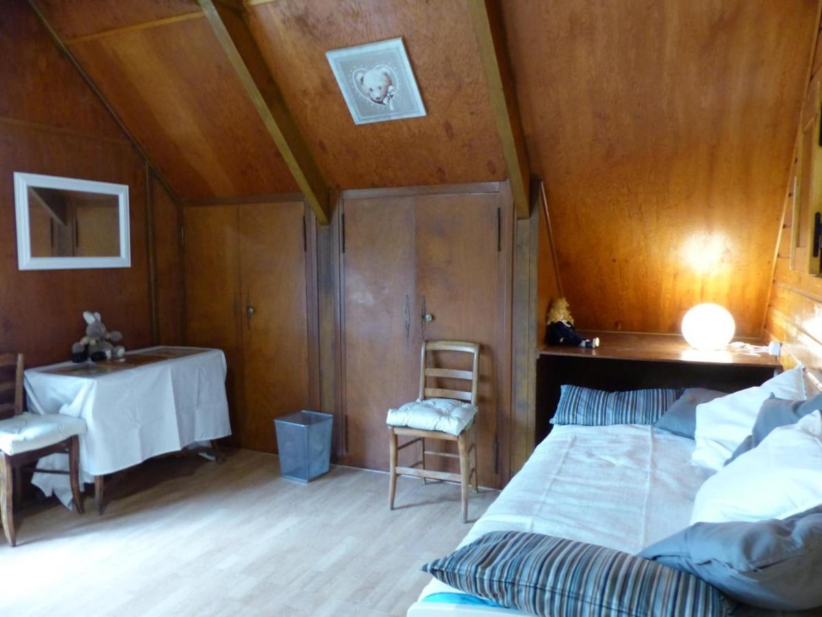 Chalet Familial Pres De Vichy, Terrasse, Animaux Acceptes - Fr-1-489-274 Le Vernet  Ngoại thất bức ảnh
